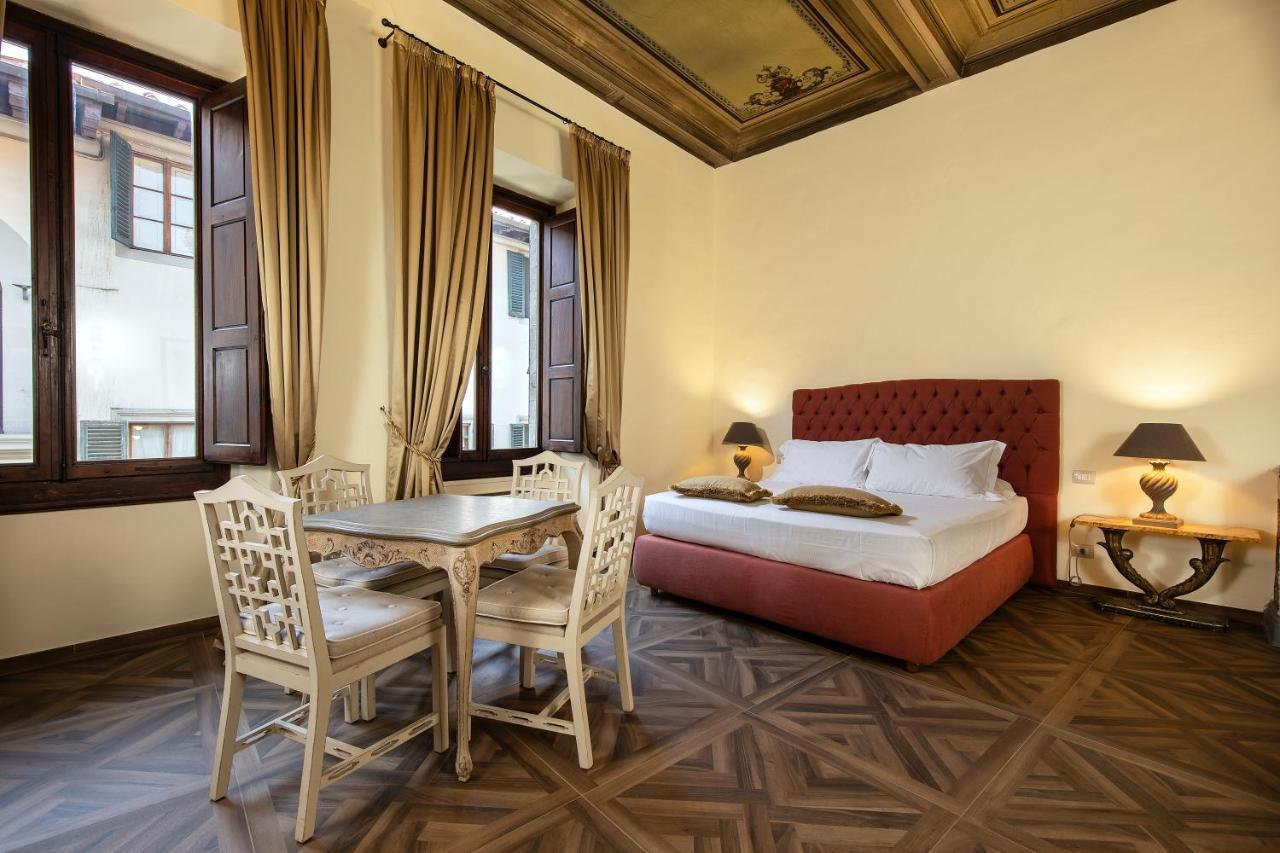 Aparthotel Palazzo Martellini Residenza D'Epoca Florenz Exterior foto